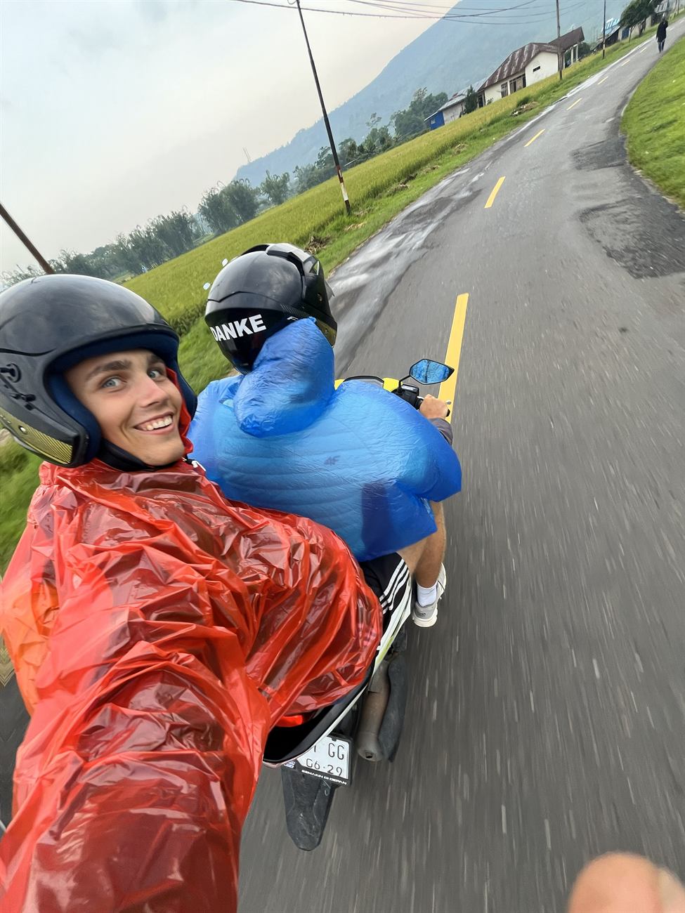 Scooter travel